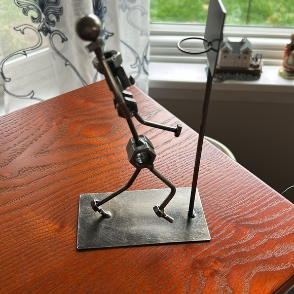 Modern Metal Sculpture Basketball player in action, Art Sculpture - Picture 4 of 8